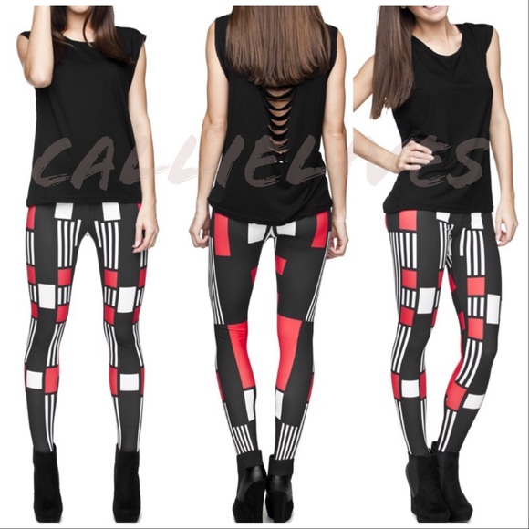 Callie Lives Pants - Miz Red Square: Soft digital 3D print Geo Leggings